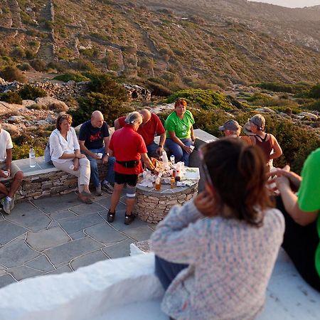 Το Κατἑ Aparthotel Artemonas Esterno foto